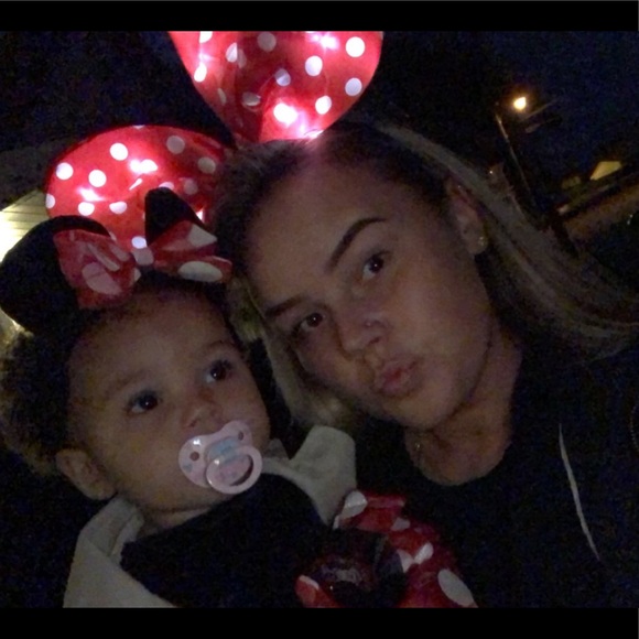 Meet your Posher, Allyson - Picture 2 of 4